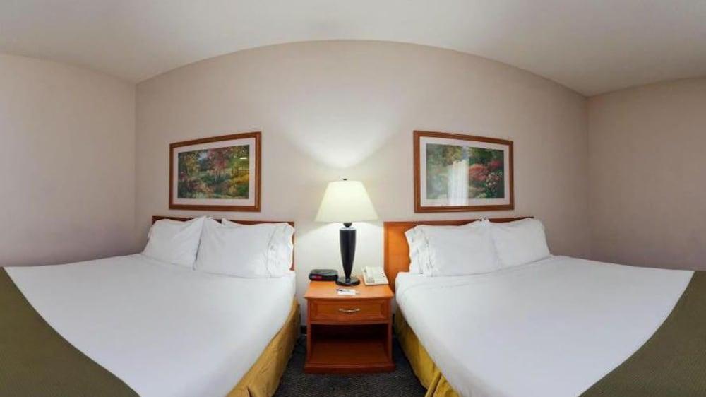 Links Bos Landen Hotel & Spa Of Pella, Trademark By Wyndham Exterior photo