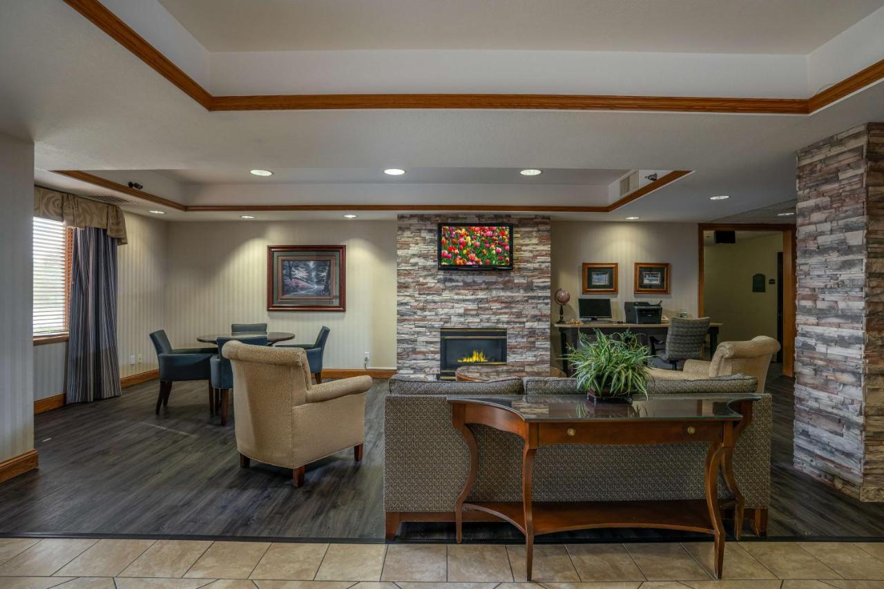 Links Bos Landen Hotel & Spa Of Pella, Trademark By Wyndham Exterior photo