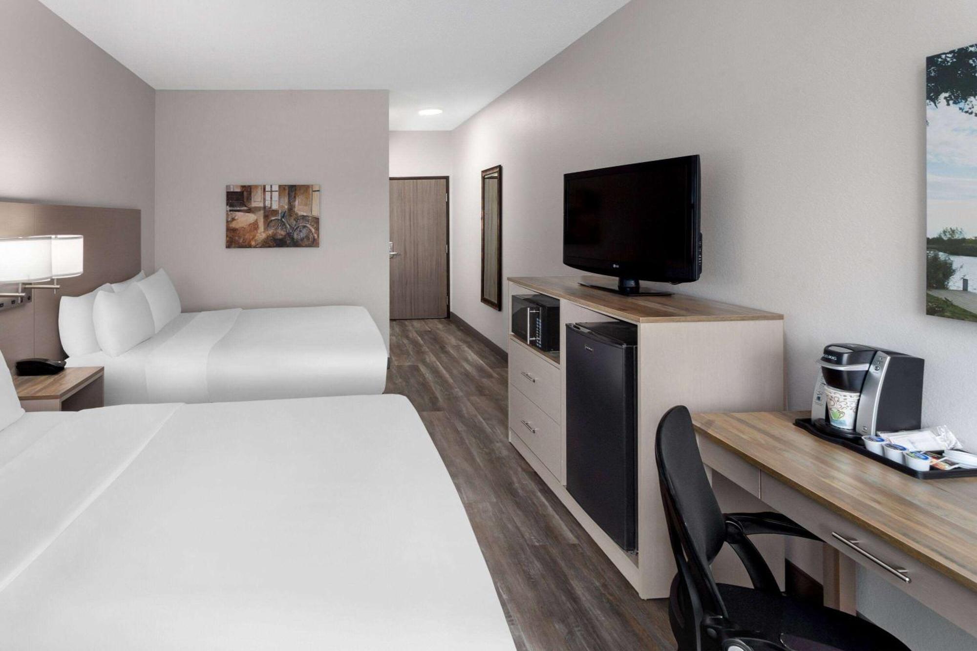Links Bos Landen Hotel & Spa Of Pella, Trademark By Wyndham Exterior photo